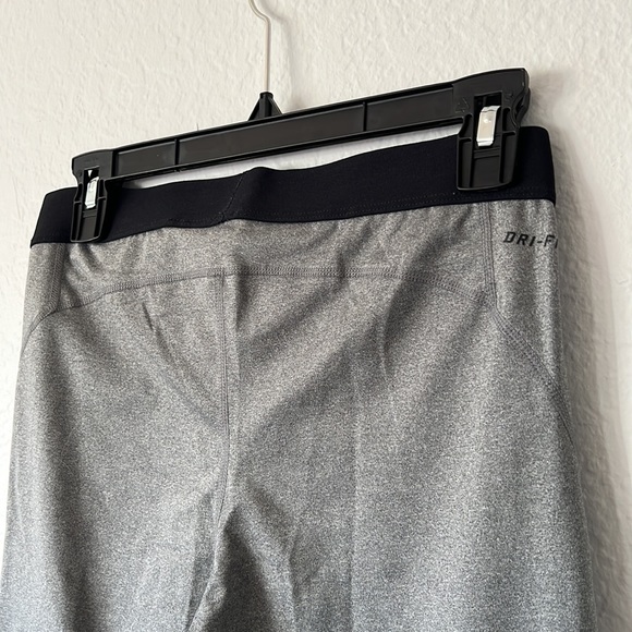 Nike running legging - Picture 4 of 5